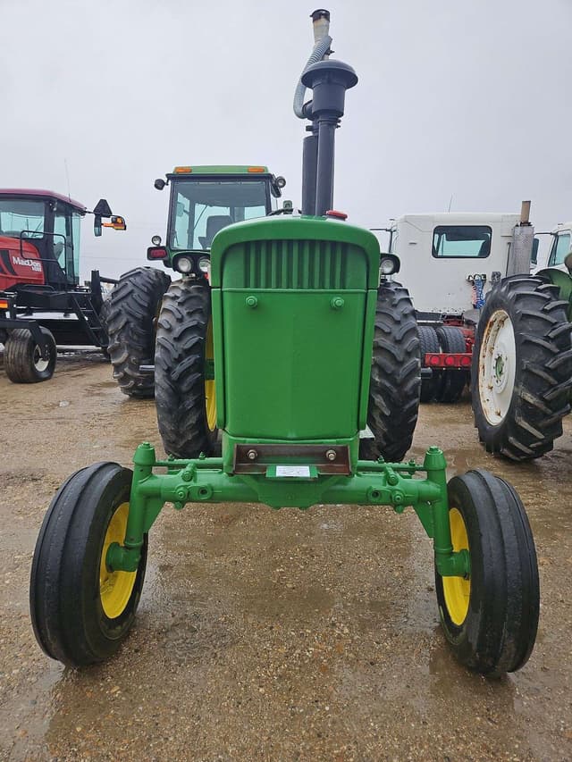 Image of John Deere 3020 equipment image 2