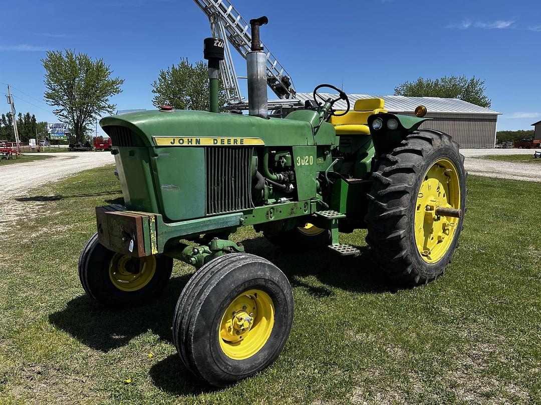 Image of John Deere 3020 Primary image