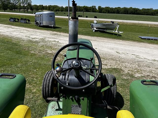 Image of John Deere 3020 equipment image 4