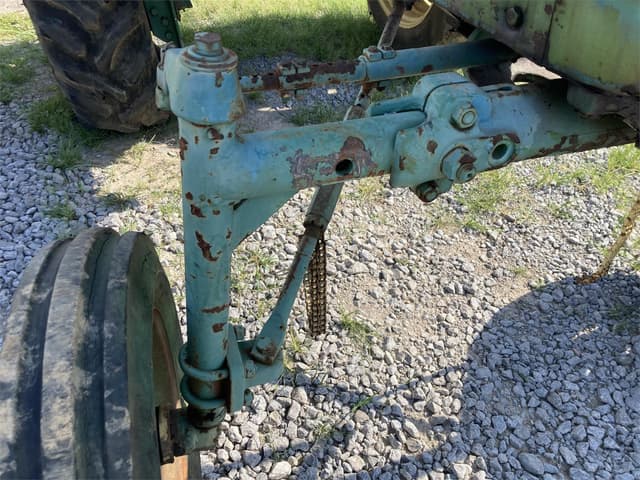 Image of John Deere 3020 equipment image 1