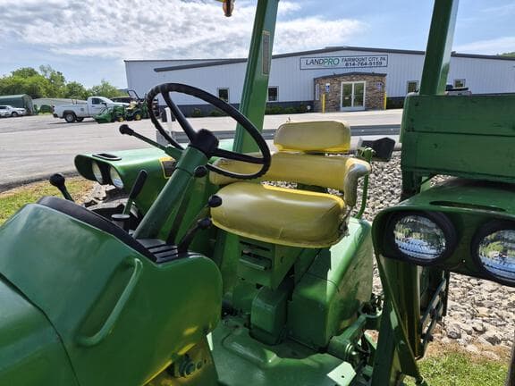 Image of John Deere 3020 equipment image 2
