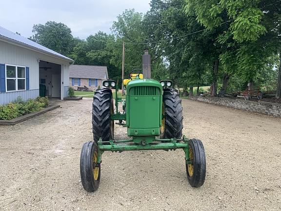 Image of John Deere 3020 equipment image 4
