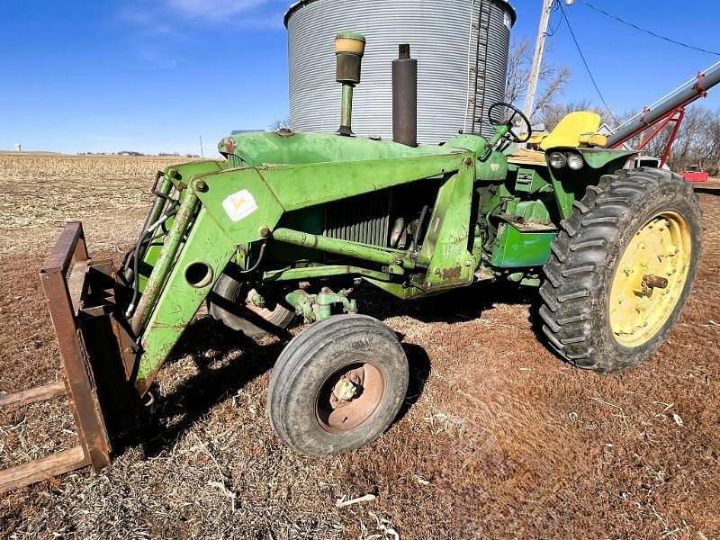 Image of John Deere 3020 Primary image