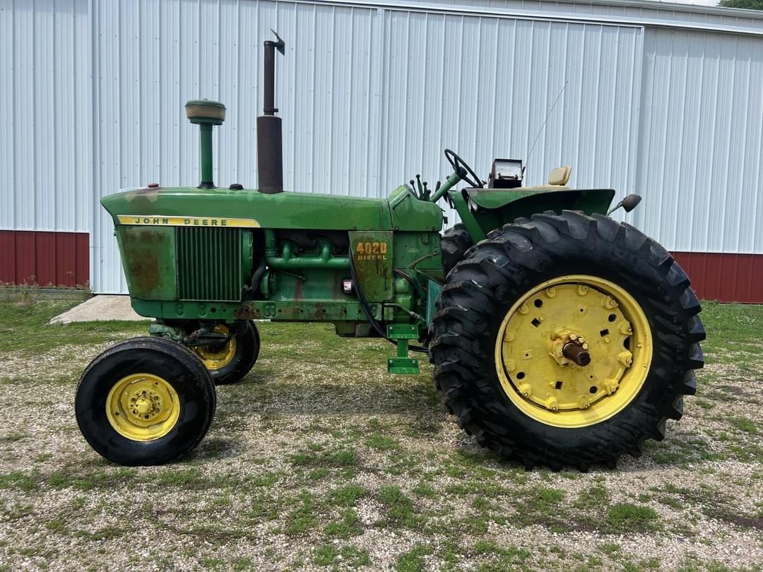 Image of John Deere 4020 Primary image