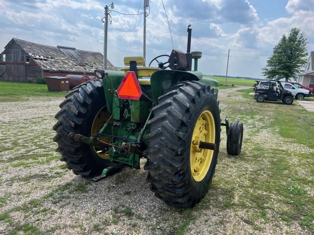 Image of John Deere 4020 equipment image 4