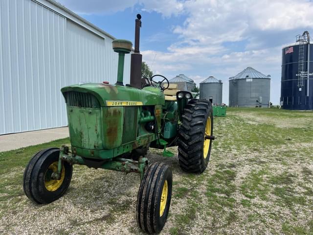 Image of John Deere 4020 equipment image 1