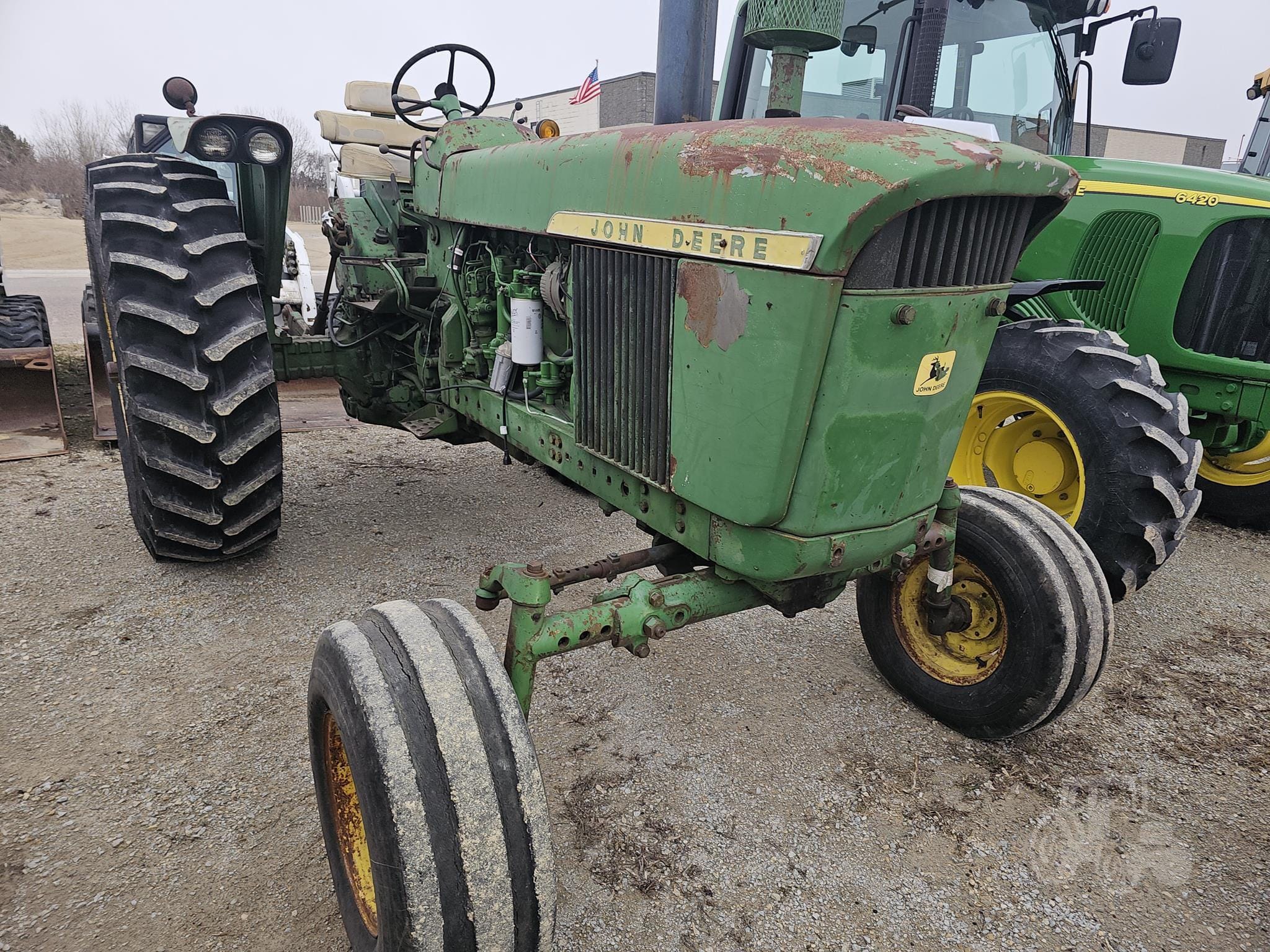 1967 John Deere 4020 Equipment Image0