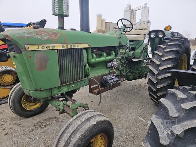 Image of John Deere 4020 equipment image 3