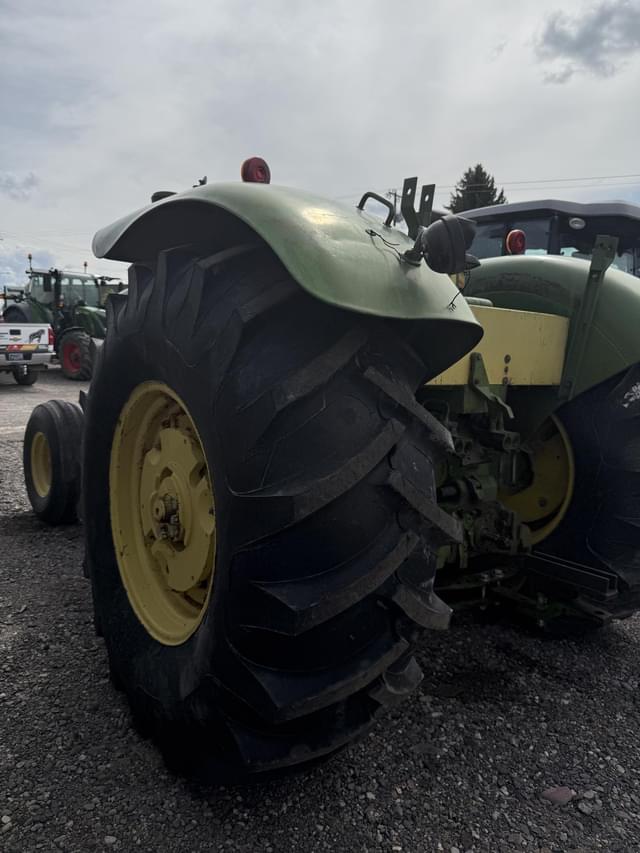 Image of John Deere 4020 equipment image 4