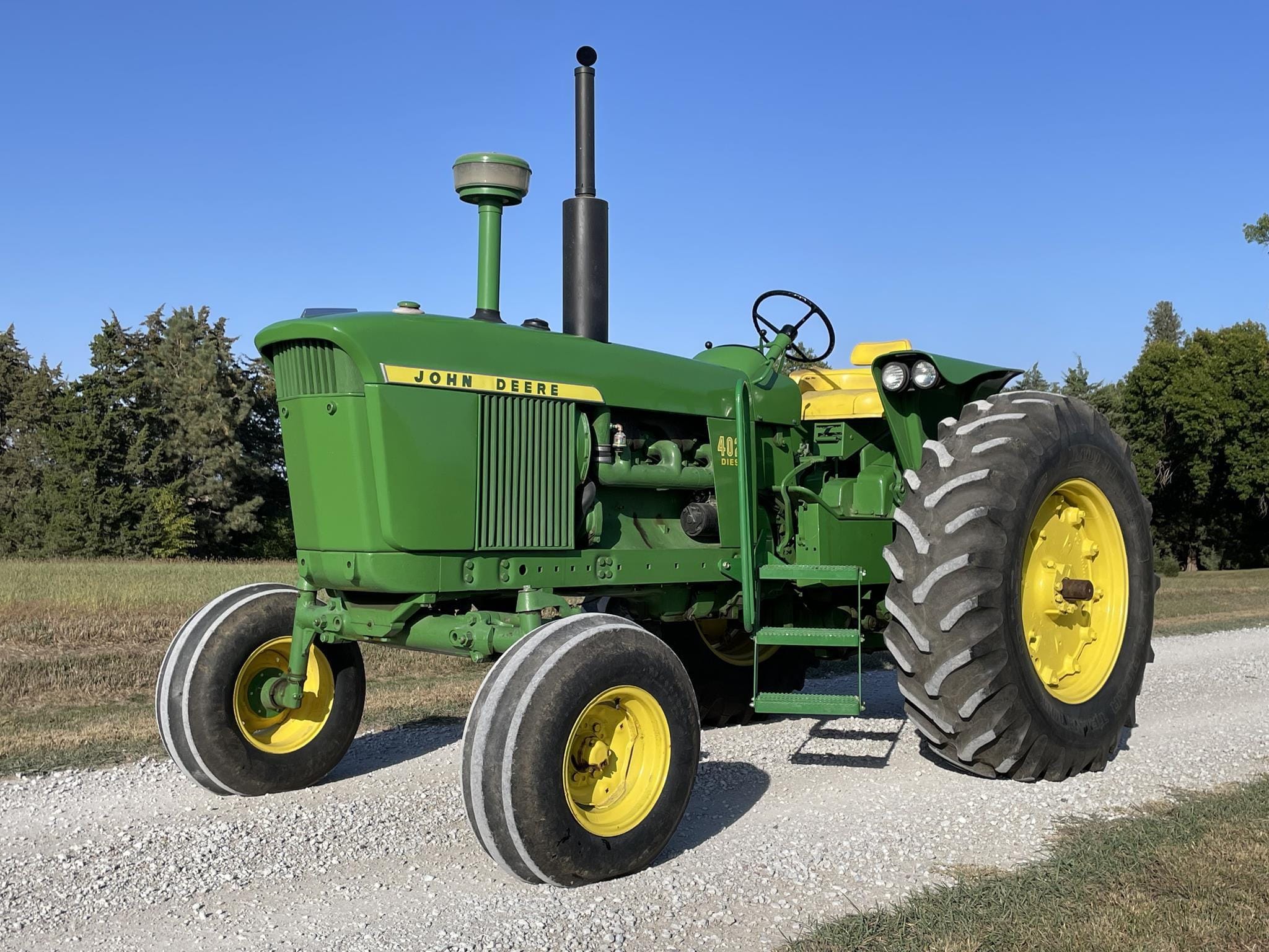 Main image John Deere 4020