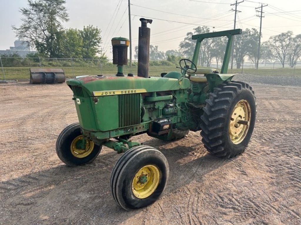 1967 John Deere 4020 Equipment Image0