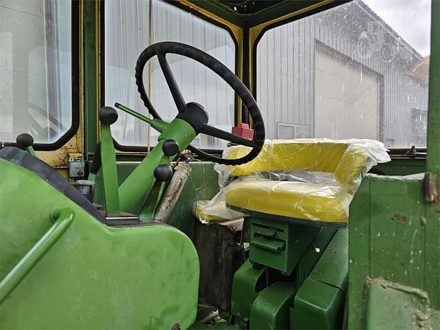 Image of John Deere 4020 equipment image 4