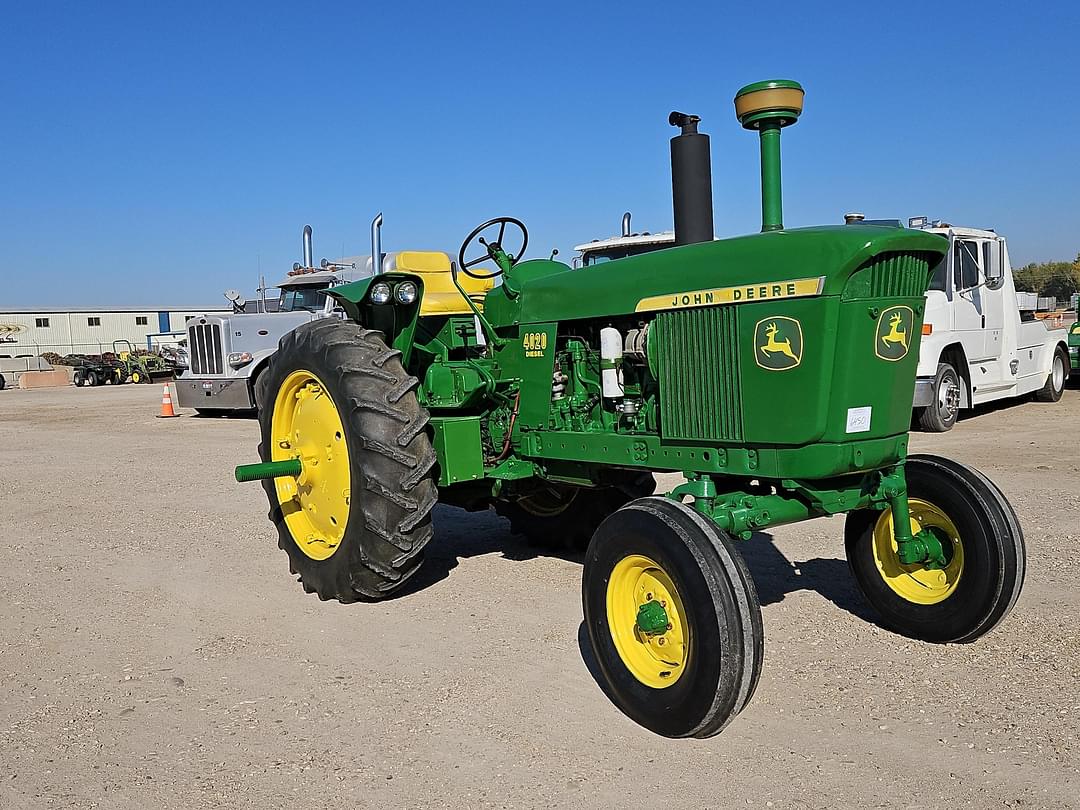 Image of John Deere 4020 Primary image