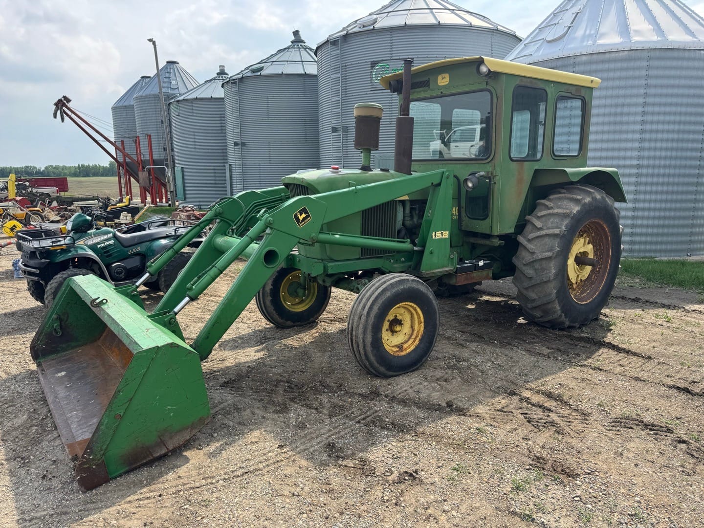 1967 John Deere 4020 Equipment Image0