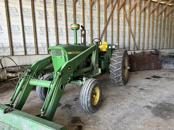 Image of John Deere 4020 equipment image 2