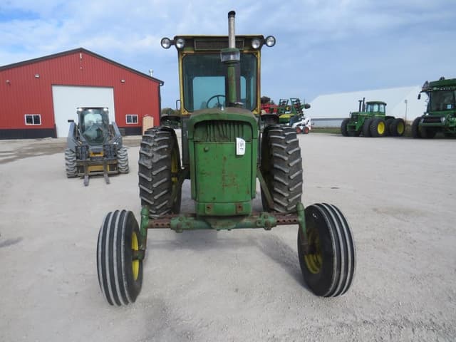 Image of John Deere 4020 equipment image 1