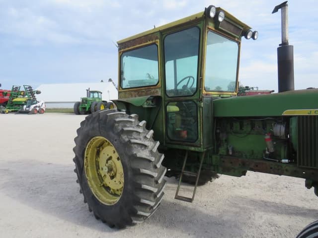 Image of John Deere 4020 equipment image 3