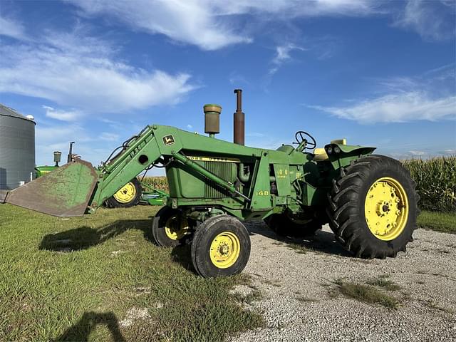 Image of John Deere 4020 equipment image 2