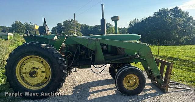 Image of John Deere 4020 equipment image 3