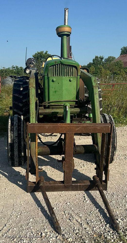 Image of John Deere 4020 equipment image 1