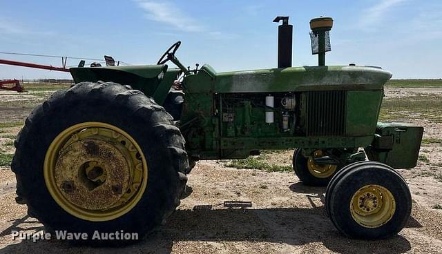 Image of John Deere 4020 equipment image 3