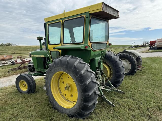 Image of John Deere 4020 equipment image 3