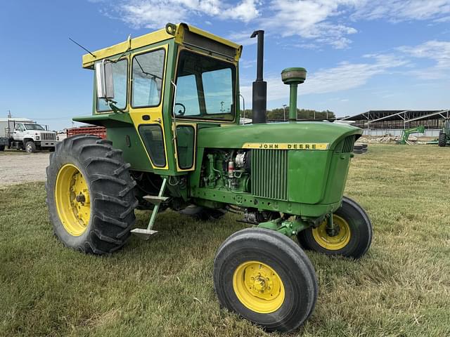 Image of John Deere 4020 equipment image 1