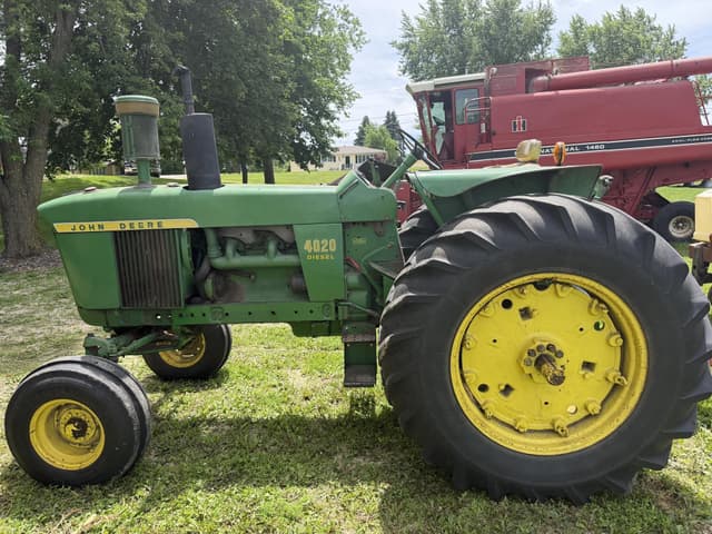 Image of John Deere 4020 equipment image 3