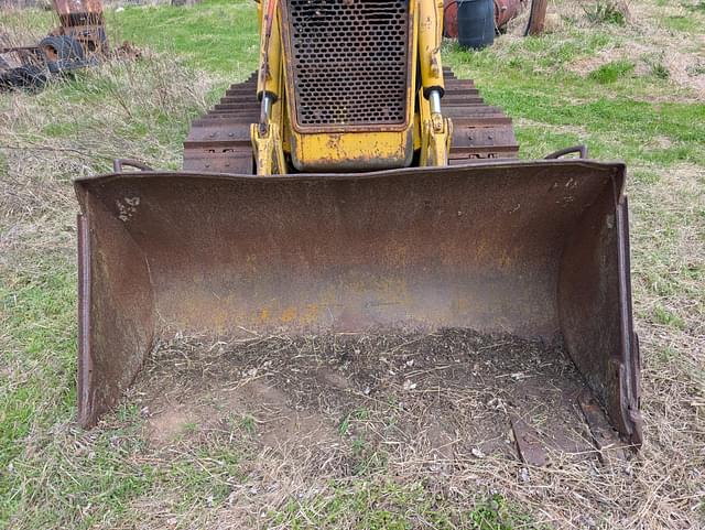Image of John Deere 450 equipment image 2