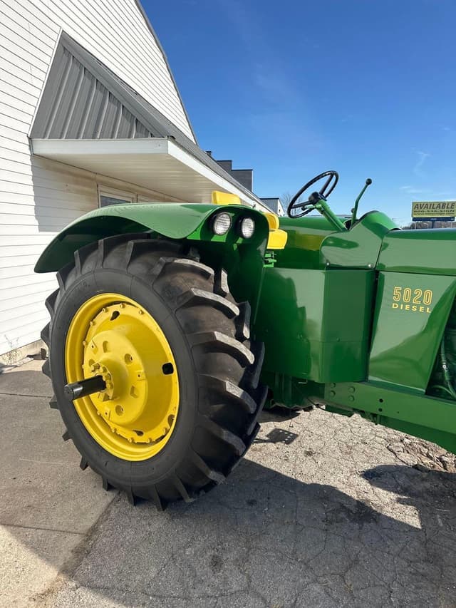 Image of John Deere 5020 equipment image 3