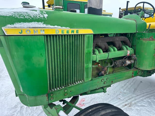 Image of John Deere 5020 equipment image 3