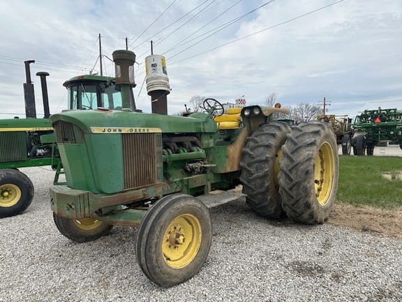 1967 John Deere 5020 Equipment Image0