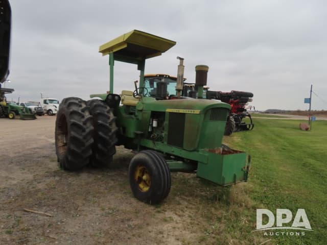Image of John Deere 5020 equipment image 3