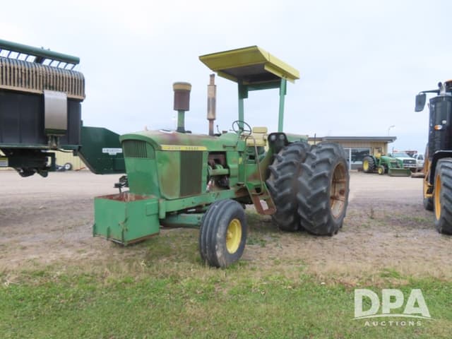 Image of John Deere 5020 equipment image 1