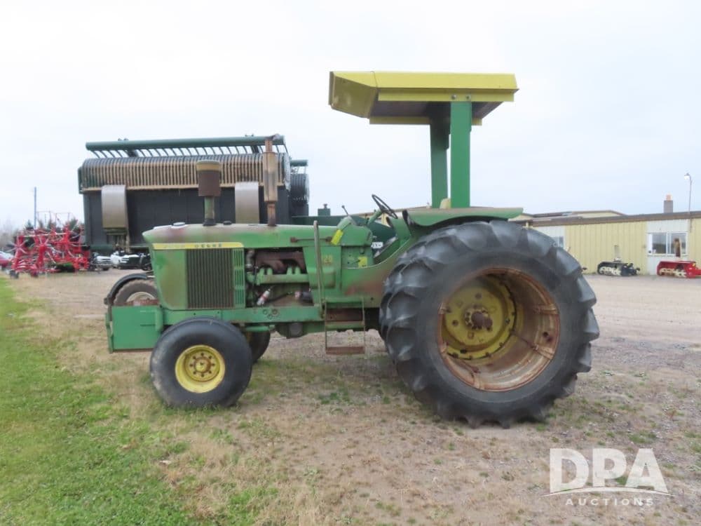 Image of John Deere 5020 Primary image