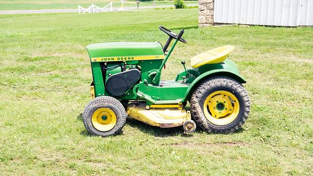 Image of John Deere 110 equipment image 1