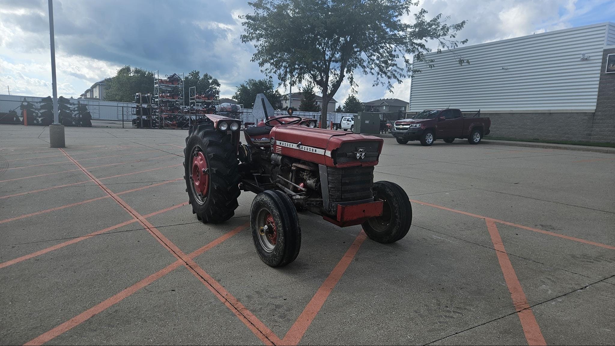 1967 Massey Ferguson 135 Equipment Image0