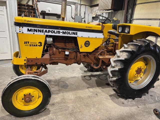 Image of Minneapolis-Moline Jet Star 3 equipment image 1