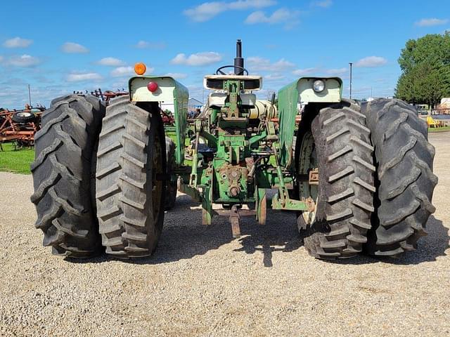 Image of Oliver 1850 equipment image 3
