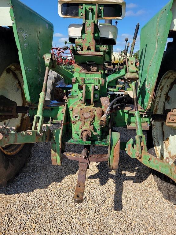 Image of Oliver 1850 equipment image 4