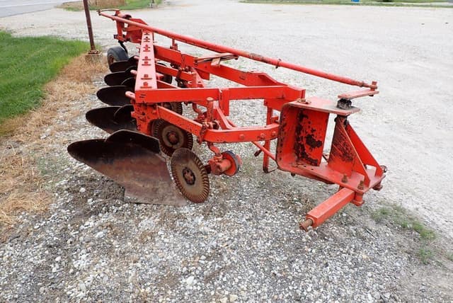 Image of Allis Chalmers 9000 equipment image 2