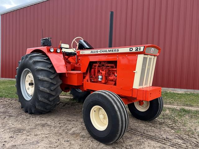 Image of Allis Chalmers D21 equipment image 1