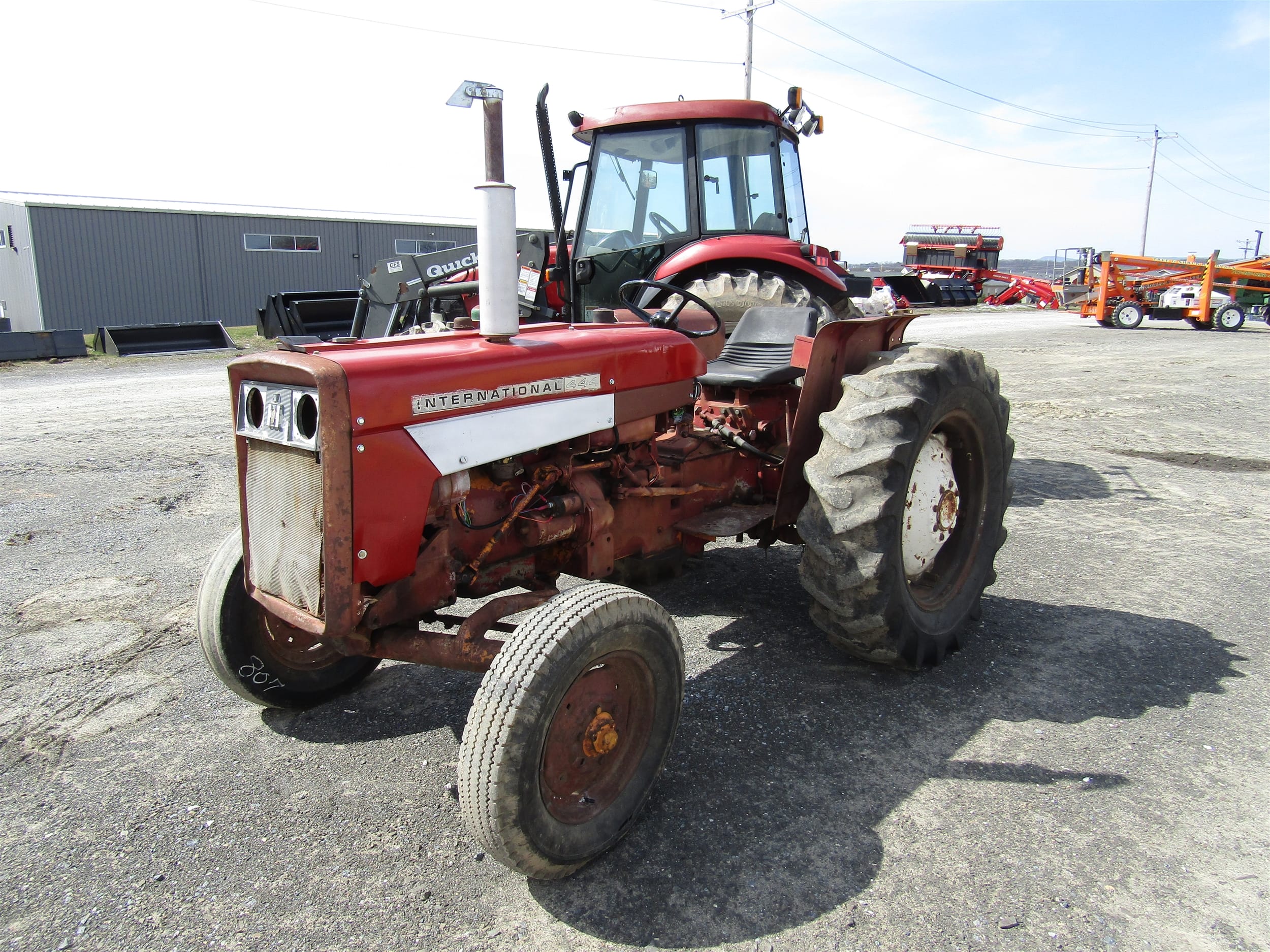 Main image International Harvester 444
