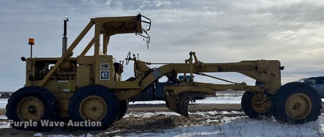 Image of Caterpillar 12F equipment image 3