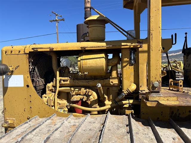 Image of Caterpillar D6C equipment image 2