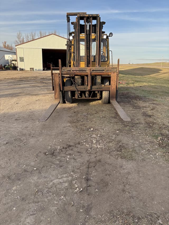 Image of Caterpillar V200B equipment image 4