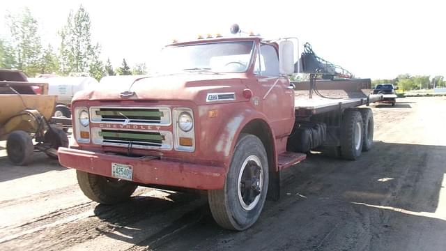 Image of Chevrolet C60 equipment image 2