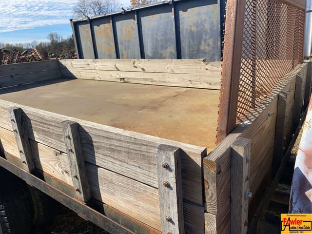 Image of Chevrolet C50 equipment image 4