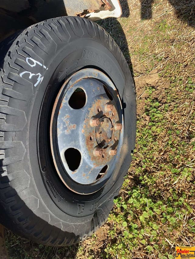 Image of Chevrolet C50 equipment image 3