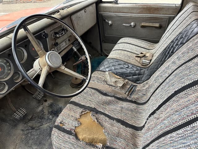 Image of Chevrolet C60 equipment image 1